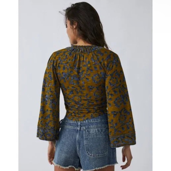 Free People On The Block Top - Picture 2 of 13